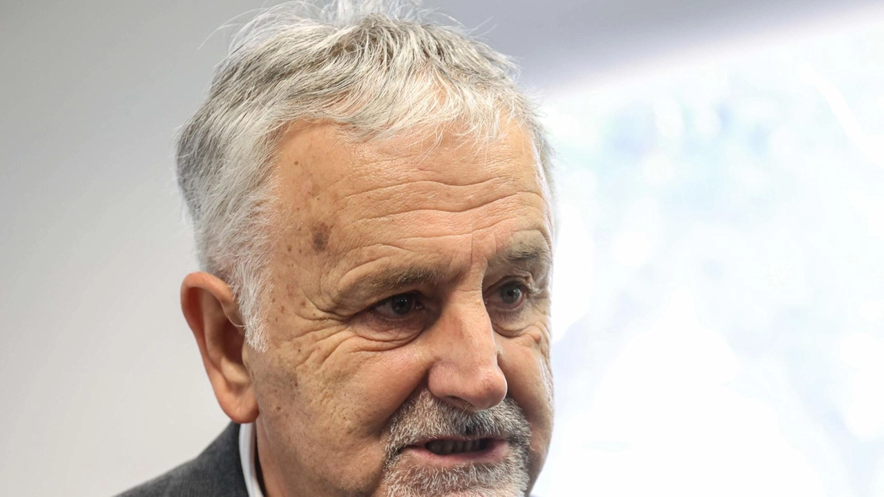 Mi auguro - ha detto il capogruppo del Partito democratico in Regione Vincenzo Ceccarelli - che anche i comuni casentinesi si siano attivati per poter accedere alle somme loro dovute Mi auguro - ha detto il capogruppo del Partito democratico in Regione Vincenzo Ceccarelli - che anche i comuni casentinesi si siano attivati per poter accedere alle somme loro dovute