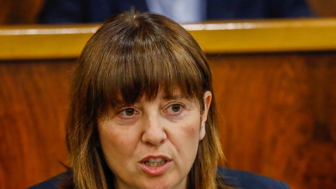 La sindaca Emma Donnini ha riunito la Commissione comunale Sicurezza, con la volontà di mantenere un’attenzione costante sulle azioni da intraprendere al fine di garantire ai cittadini i massimi sforzi in tema di sicurezza pubblica La sindaca Emma Donnini ha riunito la Commissione comunale Sicurezza, con la volontà di mantenere un’attenzione costante sulle azioni da intraprendere al fine di garantire ai cittadini i massimi sforzi in tema di sicurezza pubblica