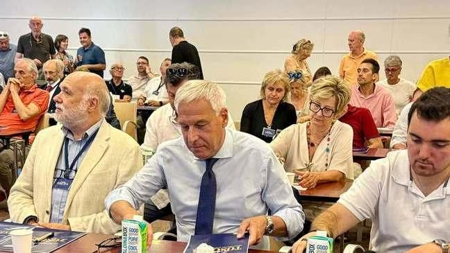 L’Altra Toscana è ‘civica e libera’. Con queste parole Giorgio del Ghingaro ha presentato ufficialmente il manifesto politico del movimento... L’Altra Toscana è ‘civica e libera’. Con queste parole Giorgio del Ghingaro ha presentato ufficialmente il manifesto politico del movimento...