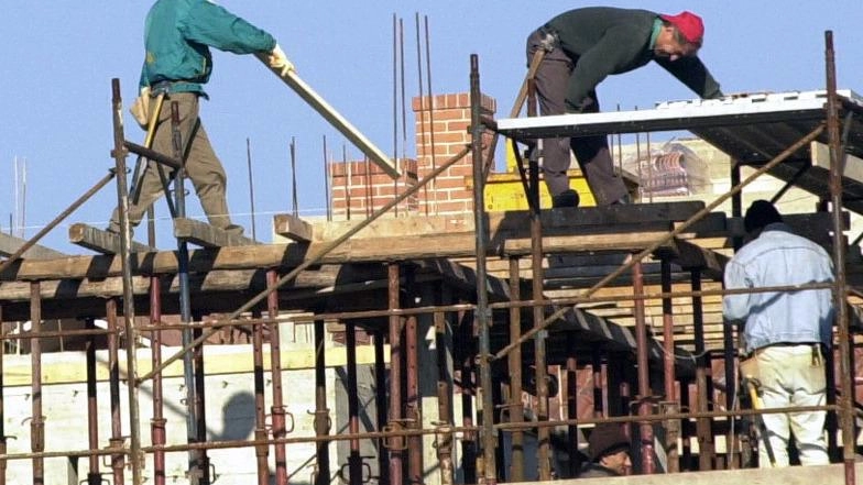 I dati sono stati resi noti durante l’assemblea dei costruttori di Ance Toscana Nord, legati a Confindustria . Il nostro territorio in termini di imprese attive ha recuperato tutto quello che aveva perso fra il 2016 e il 2019 . I dati sono stati resi noti durante l’assemblea dei costruttori di Ance Toscana Nord, legati a Confindustria . Il nostro territorio in termini di imprese attive ha recuperato tutto quello che aveva perso fra il 2016 e il 2019 .