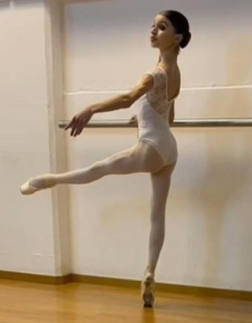 Tra Londra, Parigi e San Pietroburgo. Pezzolesi stellina della danza classica Tra Londra, Parigi e San Pietroburgo. Pezzolesi stellina della danza classica