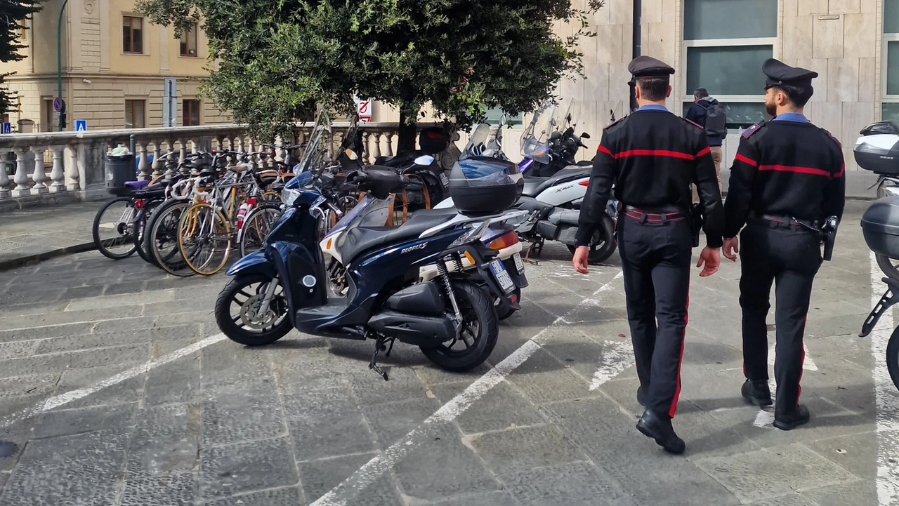 La rastrelliera in piazza Matteotti da cui era sparita una bicicletta elettrica La rastrelliera in piazza Matteotti da cui era sparita una bicicletta elettrica