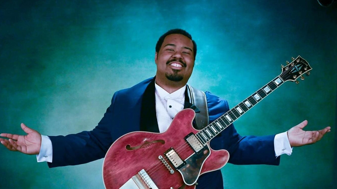 D.K. Harrell, punta di diamante della nuova generazione di bluesman, sarà in concerto. venerdì alla Rocca di Castiglione del Lago D.K. Harrell, punta di diamante della nuova generazione di bluesman, sarà in concerto. venerdì alla Rocca di Castiglione del Lago