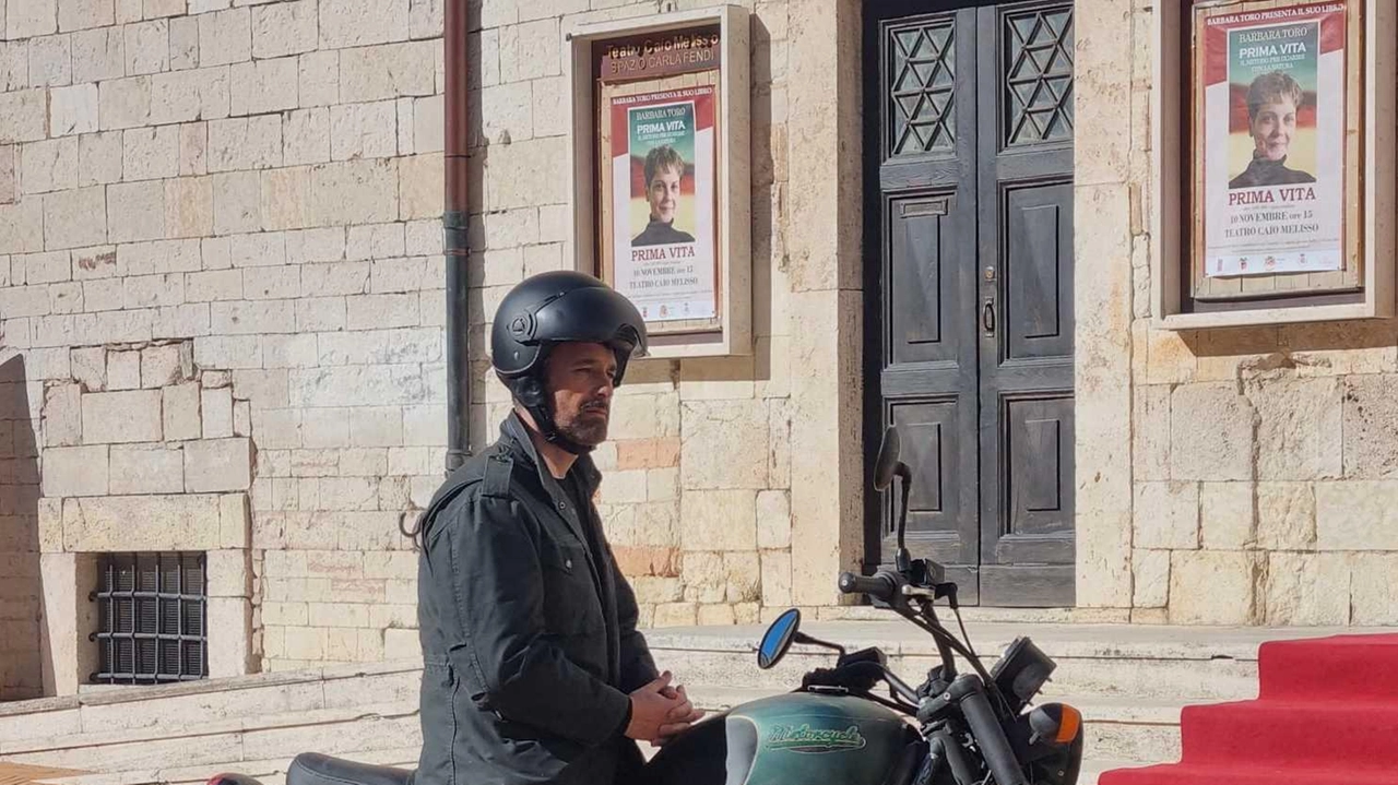 Raoul Bova protagonista della fiction già dalla precedente edizione, al posto di Terence Hill Raoul Bova protagonista della fiction già dalla precedente edizione, al posto di Terence Hill