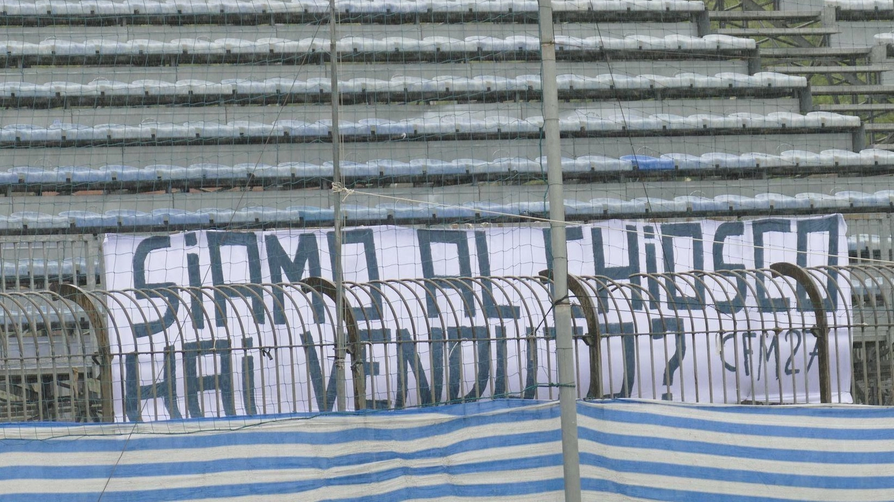 Il Prato annulla il giorno di riposo dopo la sconfitta interna. Mister Mariotti cerca una reazione per la salvezza.