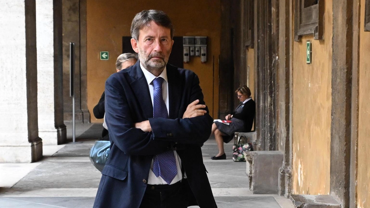 'Credo che in questa direzione dovremmo andare' 'Credo che in questa direzione dovremmo andare'