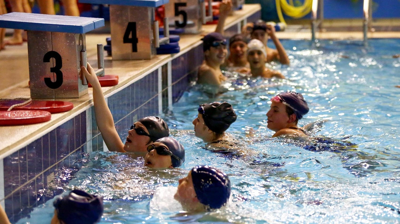 Conquistato il settimo posto nella classifica generale. I dirigenti: "Incredibile, considerata la piscina dove si allenano".