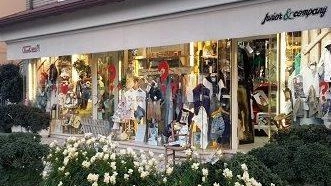 Il punto vendita di «Piccoli passi» è stato attivo in via Italica per quasi mezzo secolo Il punto vendita di «Piccoli passi» è stato attivo in via Italica per quasi mezzo secolo