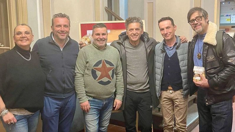 L’iniziativa al teatro Verdi del "Pizzaiolo Imbruttito" siciliano come l’attore.
