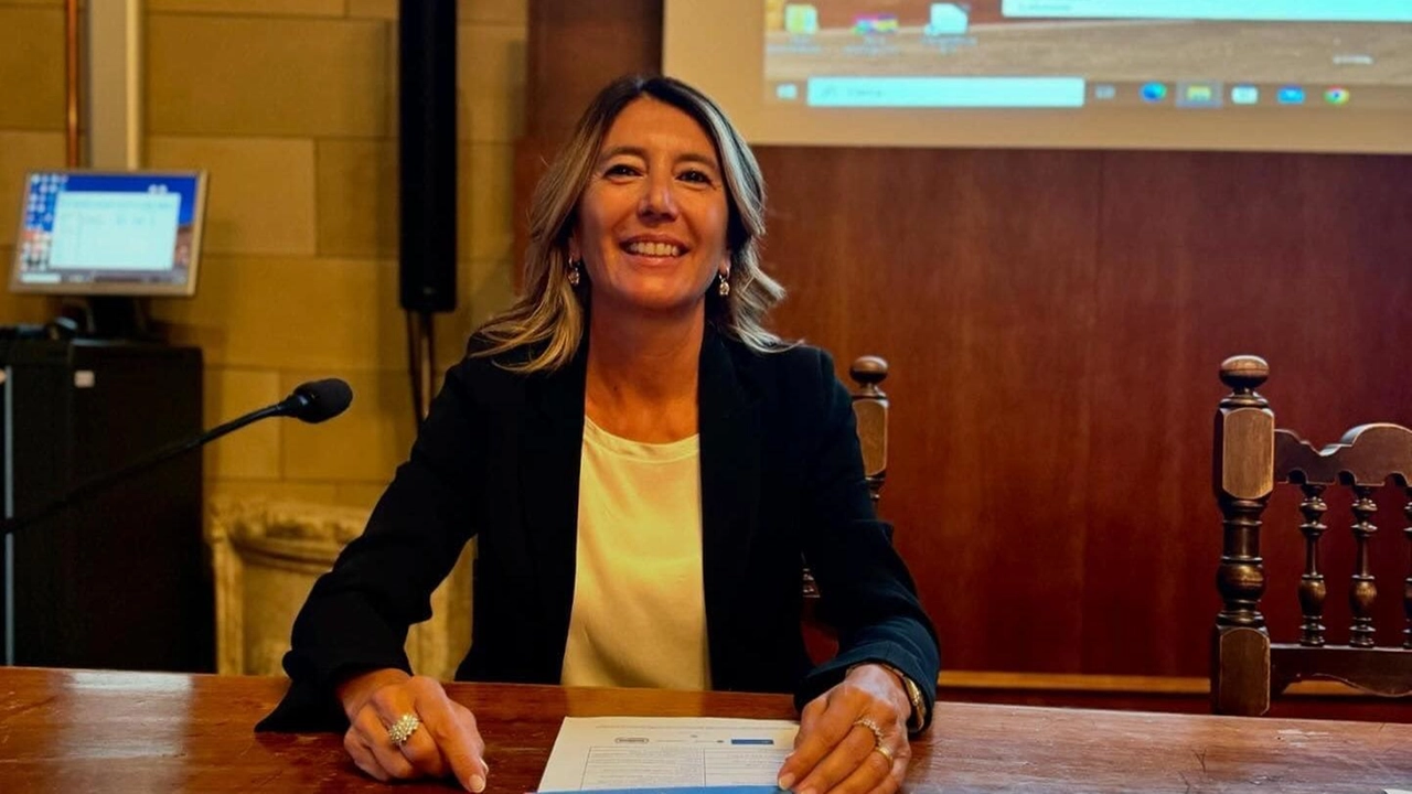 L’assessore comunale ai Servizi sociali, Micaela Papi, tiene il punto sulle crfiticità della Società della Salute senese L’assessore comunale ai Servizi sociali, Micaela Papi, tiene il punto sulle crfiticità della Società della Salute senese