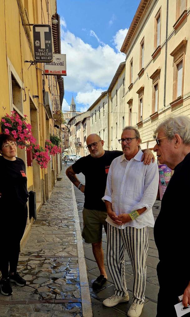 "Rotatorie, strade e marciapiedi: pessimo biglietto da visita"