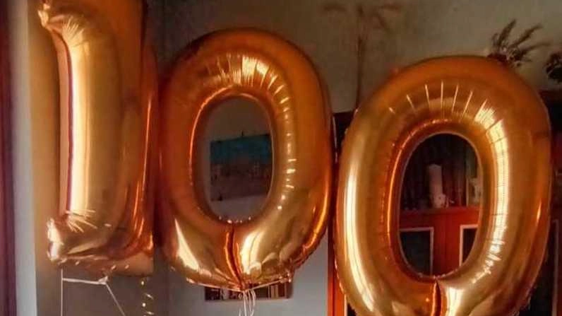 Lidia Polidori ha raggiunto il traguardo del secolo di vita: un paese in festa Lidia Polidori ha raggiunto il traguardo del secolo di vita: un paese in festa