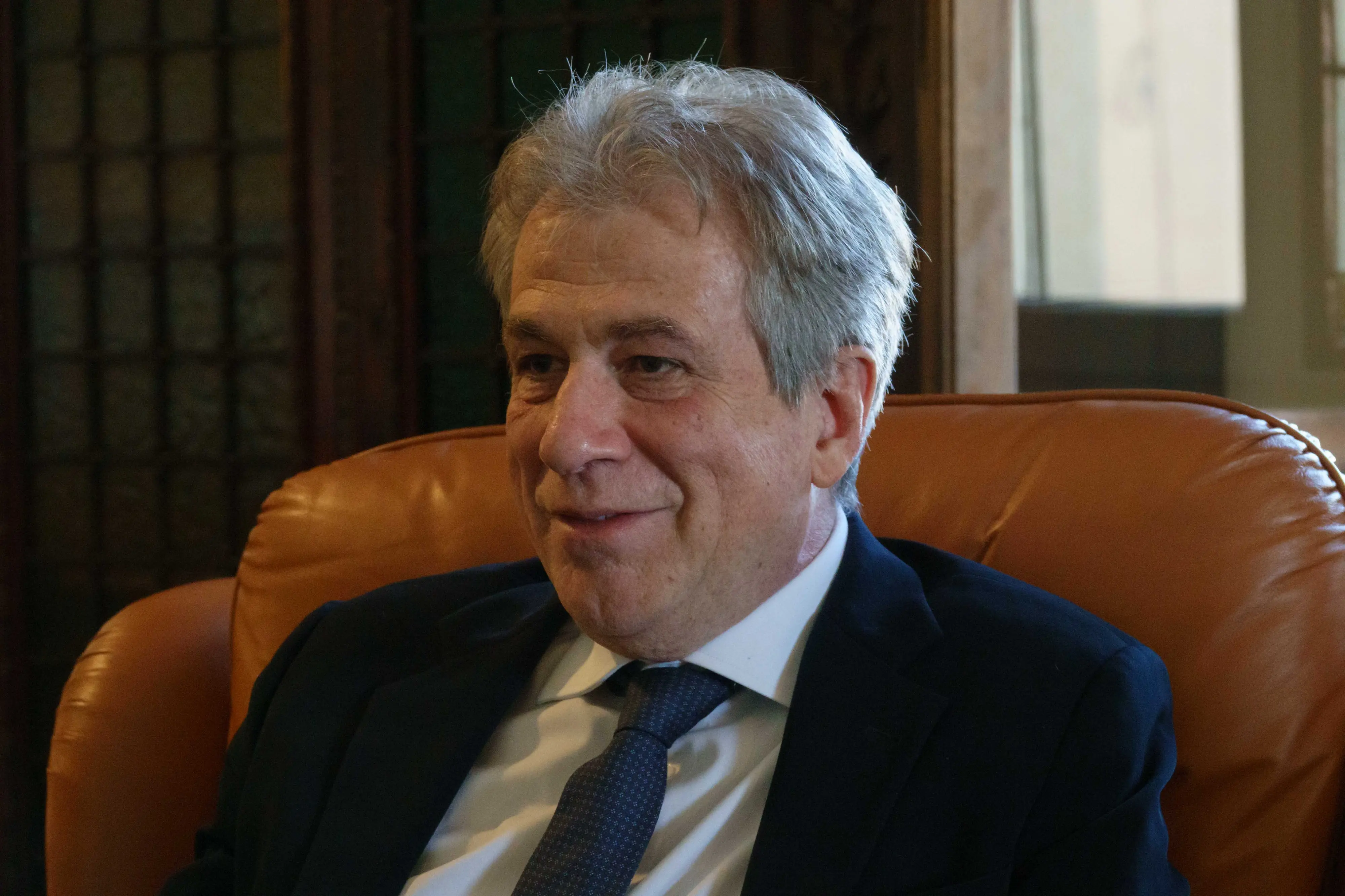 Sanità, incontro in Prefettura. Cgil: “Un malato grave”