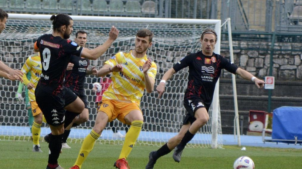 Trasferta con il Seravezza per il Grosseto e turno casalingo con il Cannara per il Follonica Gavorrano. Il girone E... Trasferta con il Seravezza per il Grosseto e turno casalingo con il Cannara per il Follonica Gavorrano. Il girone E...