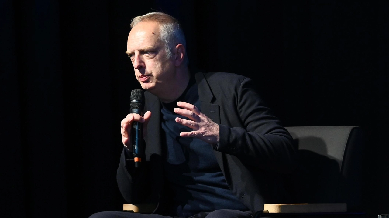 Lo scrittore Antonio Scurati sarà al cinema Grotta di Sesto il 6 dicembre Lo scrittore Antonio Scurati sarà al cinema Grotta di Sesto il 6 dicembre