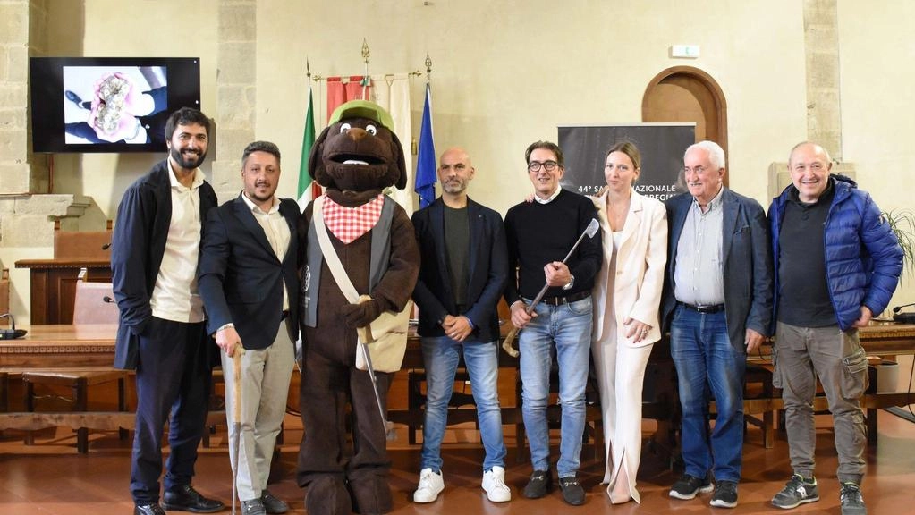LA presentazione del Salone nazionale del tartufo bianco pregiato LA presentazione del Salone nazionale del tartufo bianco pregiato