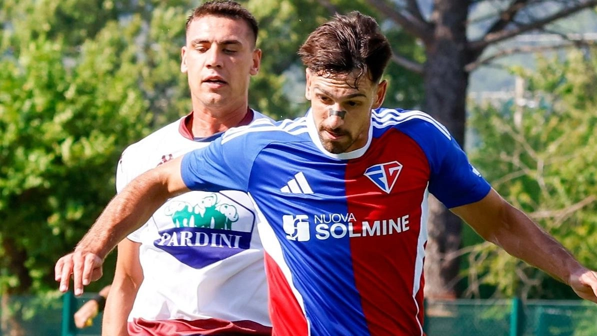 follonica gaVorrano 1 camaiore 0 FOLLONICA GAVORRANO: Pacini, Rovere (17’ st Arrighi), Bernardini, Matteucci, Mutton (40’ st Bellini), Remedi (38’ st Marino), Fremura, Proietti... follonica gaVorrano 1 camaiore 0 FOLLONICA GAVORRANO: Pacini, Rovere (17’ st Arrighi), Bernardini, Matteucci, Mutton (40’ st Bellini), Remedi (38’ st Marino), Fremura, Proietti...