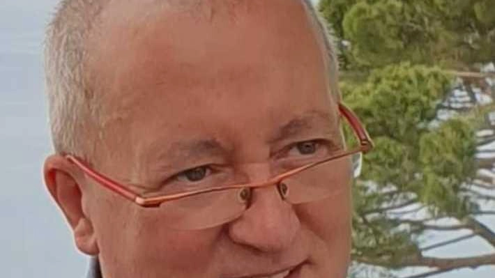 Un personaggio conosciuto per la sua carriera professionale ma anche per il ruolo istituzionale. Ha occupato cariche dirigenziali negli ospedali di Fidenza, Borgo Val di Taro e nella Asl di Parma. Un personaggio conosciuto per la sua carriera professionale ma anche per il ruolo istituzionale. Ha occupato cariche dirigenziali negli ospedali di Fidenza, Borgo Val di Taro e nella Asl di Parma.