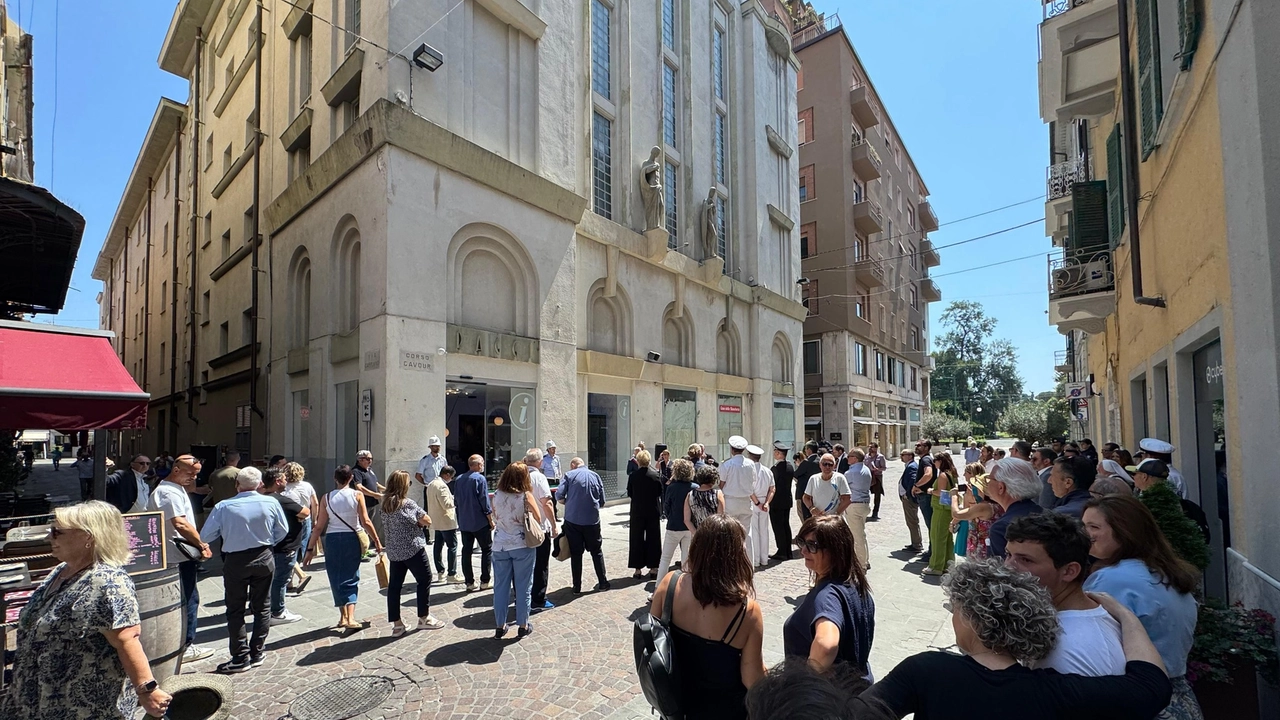 La Spezia hub in corso Cavour La Spezia hub in corso Cavour