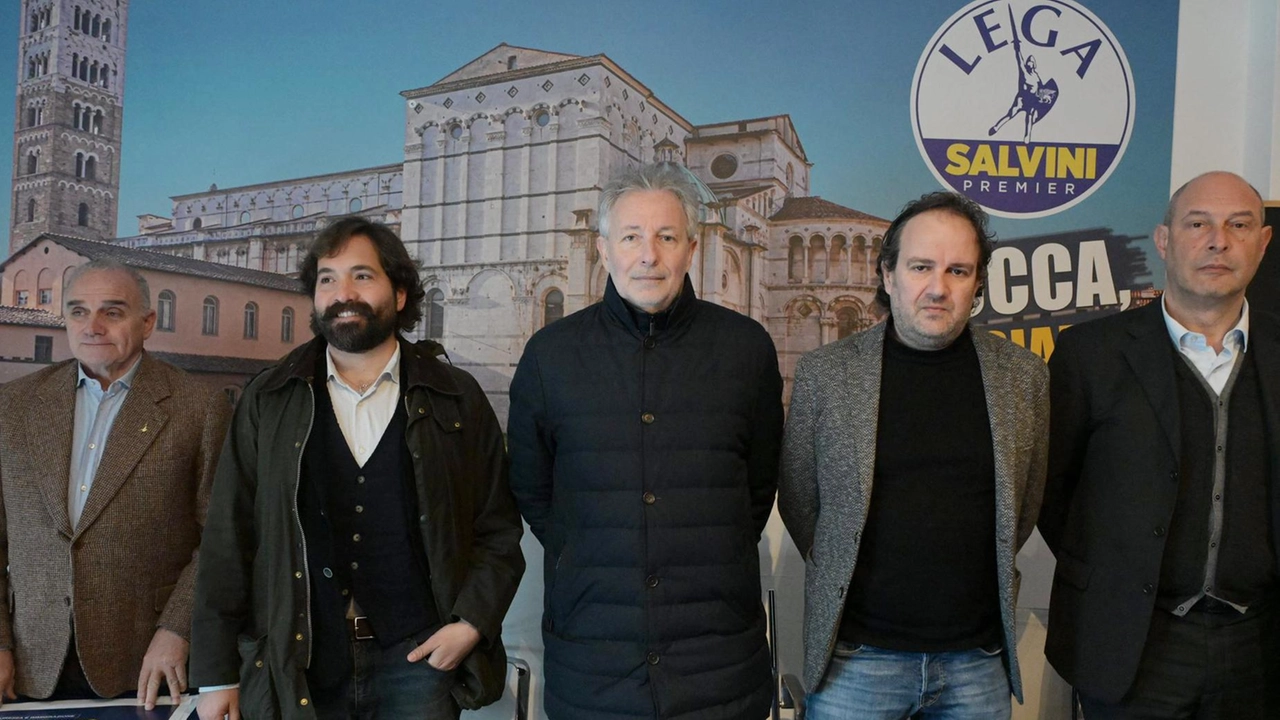 Gli esponenti della Lega che ieri sono tornati parlare della bocciatura della proposta di legge per prorogare il servizio di Geal Gli esponenti della Lega che ieri sono tornati parlare della bocciatura della proposta di legge per prorogare il servizio di Geal