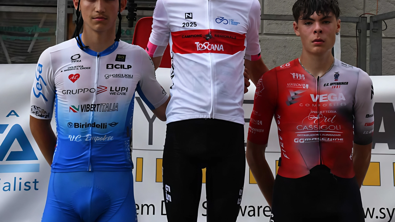 Ciclismo. Empolesi scatenati nel campionato toscano allievi. Il titolo a Emanuele Favilli vincitore in solitaria