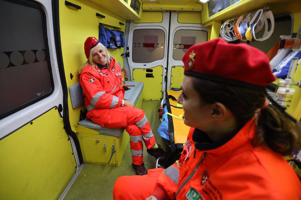 Aggressioni e furti nelle ambulanze: “Dotare di Body cam gli infermieri” Aggressioni e furti nelle ambulanze: “Dotare di Body cam gli infermieri”