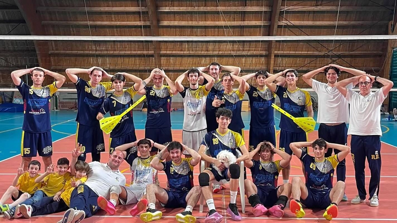 Albisola 1 Futura 3 (11-25; 25-23; 14-25; 20-25) PALLAVOLO ALBISOLA: Cavallo, Cerulli A., Damele, Falco, Fracchia, Impellizzeri, Longone, Marrocu, Olivieri, Serafini, libero Di... Albisola 1 Futura 3 (11-25; 25-23; 14-25; 20-25) PALLAVOLO ALBISOLA: Cavallo, Cerulli A., Damele, Falco, Fracchia, Impellizzeri, Longone, Marrocu, Olivieri, Serafini, libero Di...