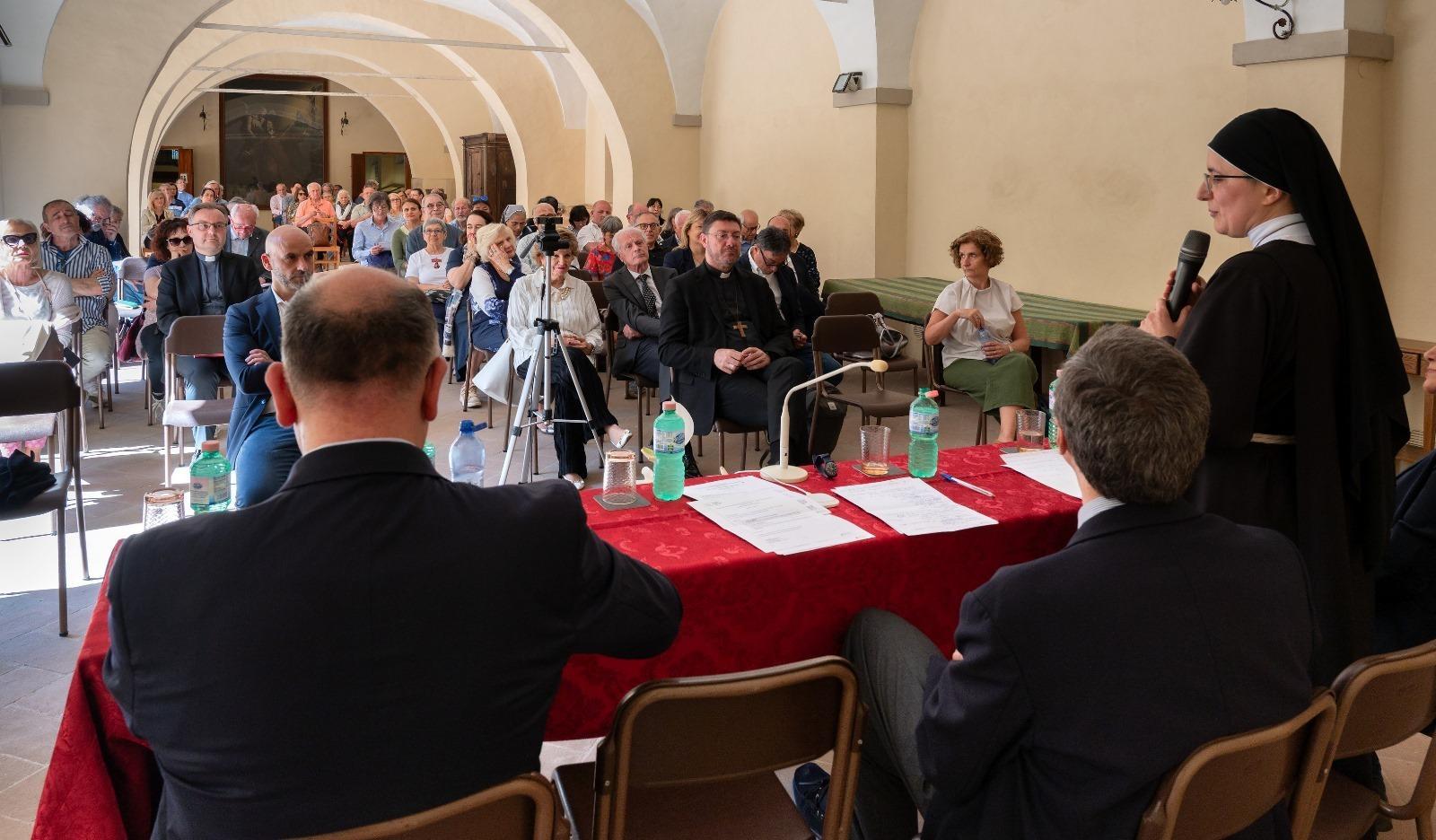 https://www.lanazione.it/image-service/view/acePublic/alias/contentid/MmM0NzdjYzktZDMyYi00/0/ecco-la-fondazione-delle-suore-cosi-aiutiamo-il-nostro-territorio.jpeg