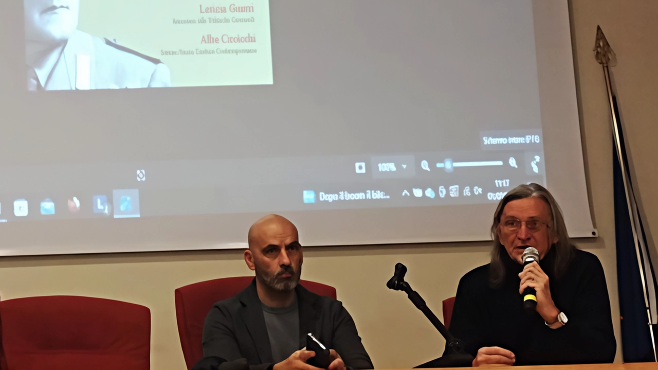 Un momento del convegno di Città di Castello dedicato alla politica tra i giovani e organizzato dal ’Gabriotti’ Un momento del convegno di Città di Castello dedicato alla politica tra i giovani e organizzato dal ’Gabriotti’
