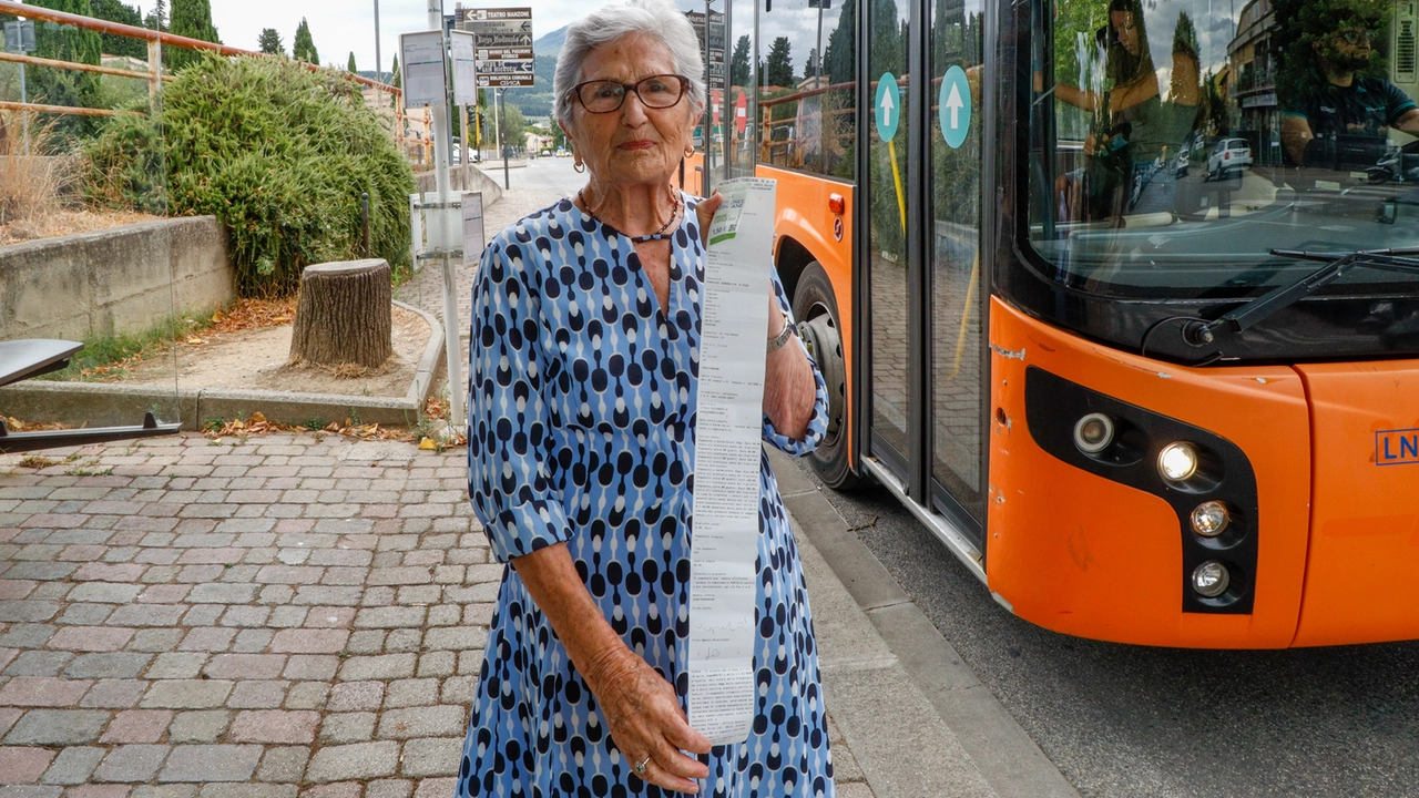 La signora Annamaria con la multa elevata dai controllori di Autolinee toscane