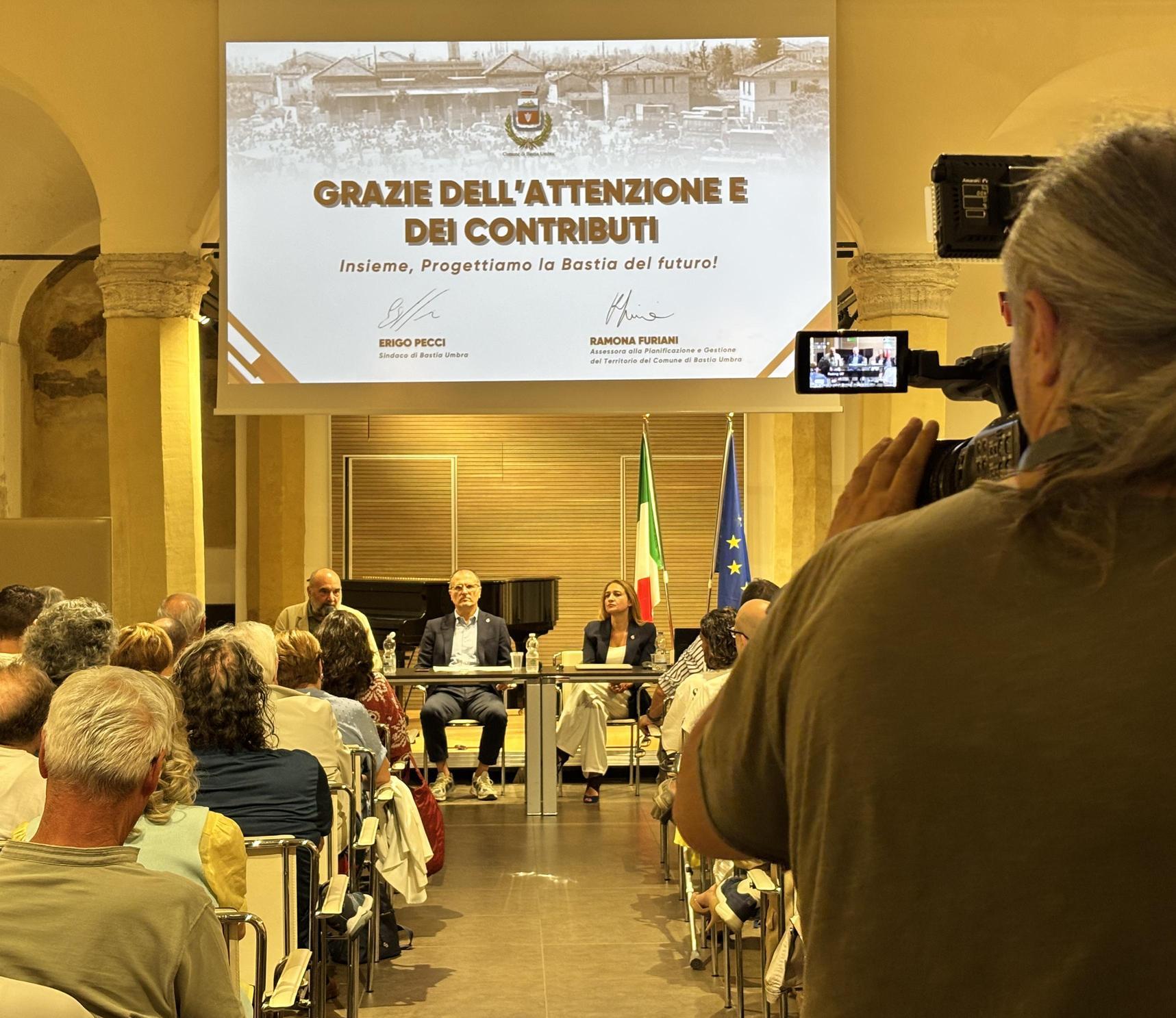 Piazza del Mercato rinasce. Presentato il progetto