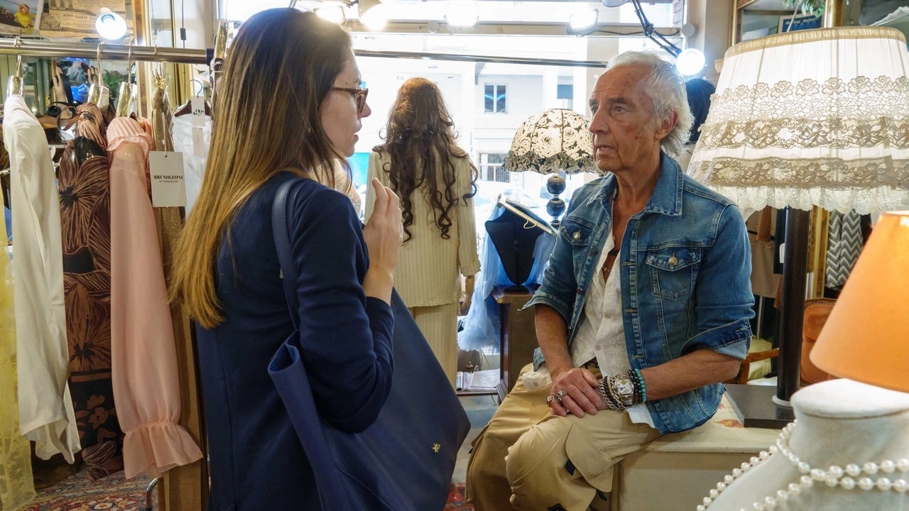 Pino Conti nel suo negozio di corso Nazionale Pino Conti nel suo negozio di corso Nazionale