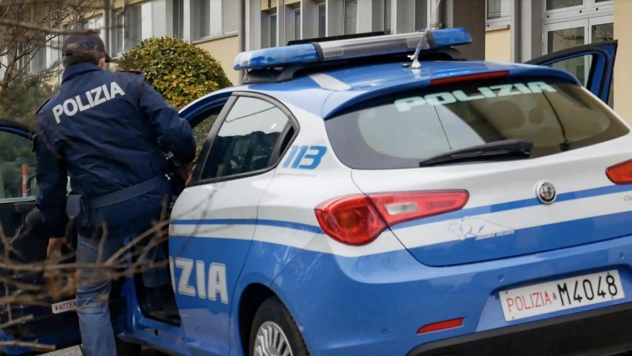 Per l’assessora non ci sarebbe un luogo idoneo e bastano più ’passaggi’ di volanti. Il comitato è deluso: "La proposta era stata approvata all’unanimità, ora questo stallo...". Per l’assessora non ci sarebbe un luogo idoneo e bastano più ’passaggi’ di volanti. Il comitato è deluso: "La proposta era stata approvata all’unanimità, ora questo stallo...".