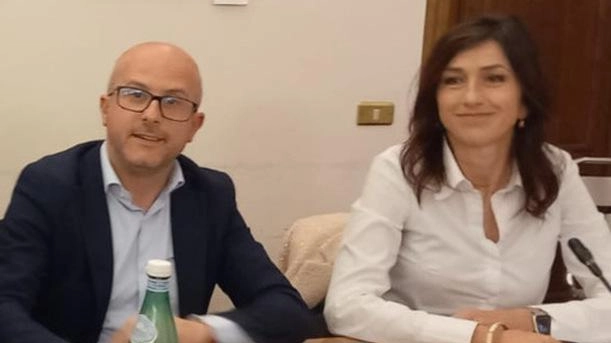A dare la notizia Barbara Pisani, qui con il coordinatore provinciale di Fratelli di Italia, Riccardo Giannoni A dare la notizia Barbara Pisani, qui con il coordinatore provinciale di Fratelli di Italia, Riccardo Giannoni