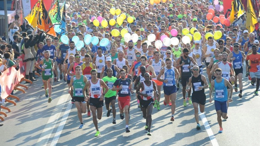 Una precedente edizione della Pisa Half Marathon Una precedente edizione della Pisa Half Marathon