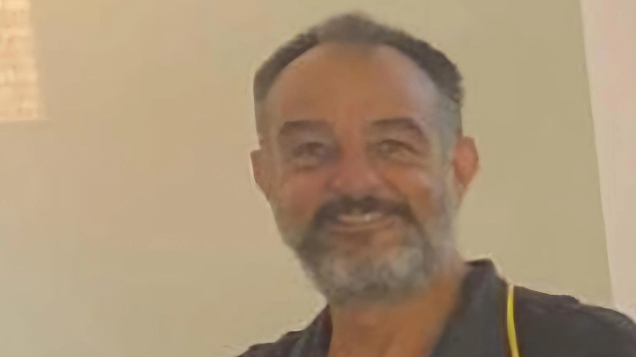 Federico Ficcoli, capo squadra dei vigili del fuoco Federico Ficcoli, capo squadra dei vigili del fuoco