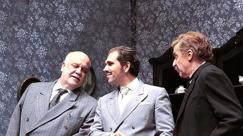 L’attore al Civico con ’Pignasecca e Pignaverde’ .