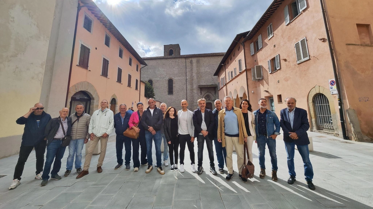 La riapertura della piazza davanti alla chiesa di San Domenico La riapertura della piazza davanti alla chiesa di San Domenico