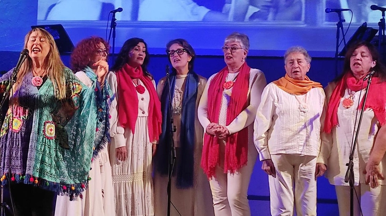 A Montiano, lunedì, in piazza del Plebiscito, è in programma, alle 21.30, il concerto del Coro delle donne di Magliano A Montiano, lunedì, in piazza del Plebiscito, è in programma, alle 21.30, il concerto del Coro delle donne di Magliano