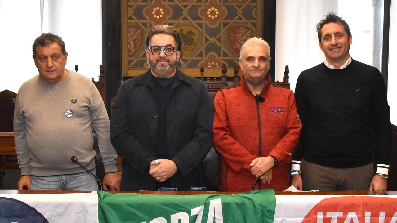 Da sinistra Andrea Quadalti, Roberto Berardi, Amedeo Gabbrielli e Gianluigi Ferrara durante la presentazione del nuovo gruppo