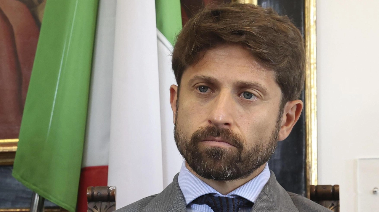 Il pm Siro De Flammineis ha coordinato l’inchiesta che ha sollevato il velo sull’ondata anomala di. pakistani arrivata a Siena Il pm Siro De Flammineis ha coordinato l’inchiesta che ha sollevato il velo sull’ondata anomala di. pakistani arrivata a Siena