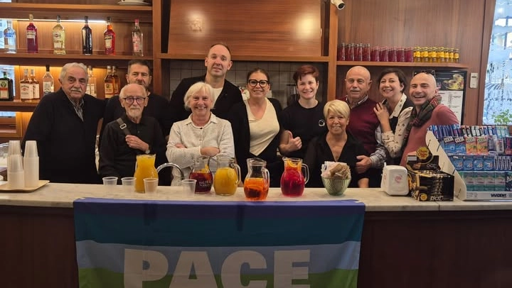 L'inaugurazione del nuovo bar del Circolo Sms di Bagno a Ripoli L'inaugurazione del nuovo bar del Circolo Sms di Bagno a Ripoli