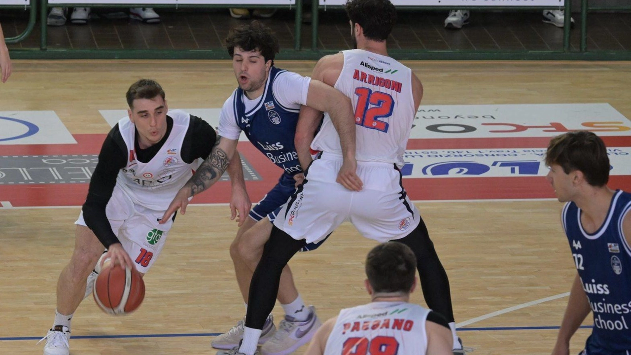 Fabo Herons Montecatini supera Luiss Roma 84-75 e accede ai playoff