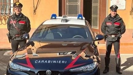 I carabinieri del nucleo radiomobile della compagnia di Sarzana che hanno eseguito l’arresto (foto di archivio)