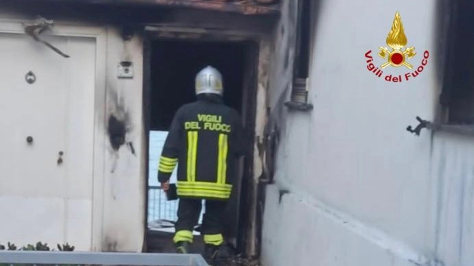 I vigili del fuoco di Orbetello sono intervenuti ad Ansedonia per un incendio in appartamento
