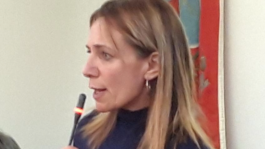 Silvia Tavarini. consigliera di maggioranza rappresentante del gruppo Sinistra Lunense Silvia Tavarini. consigliera di maggioranza rappresentante del gruppo Sinistra Lunense
