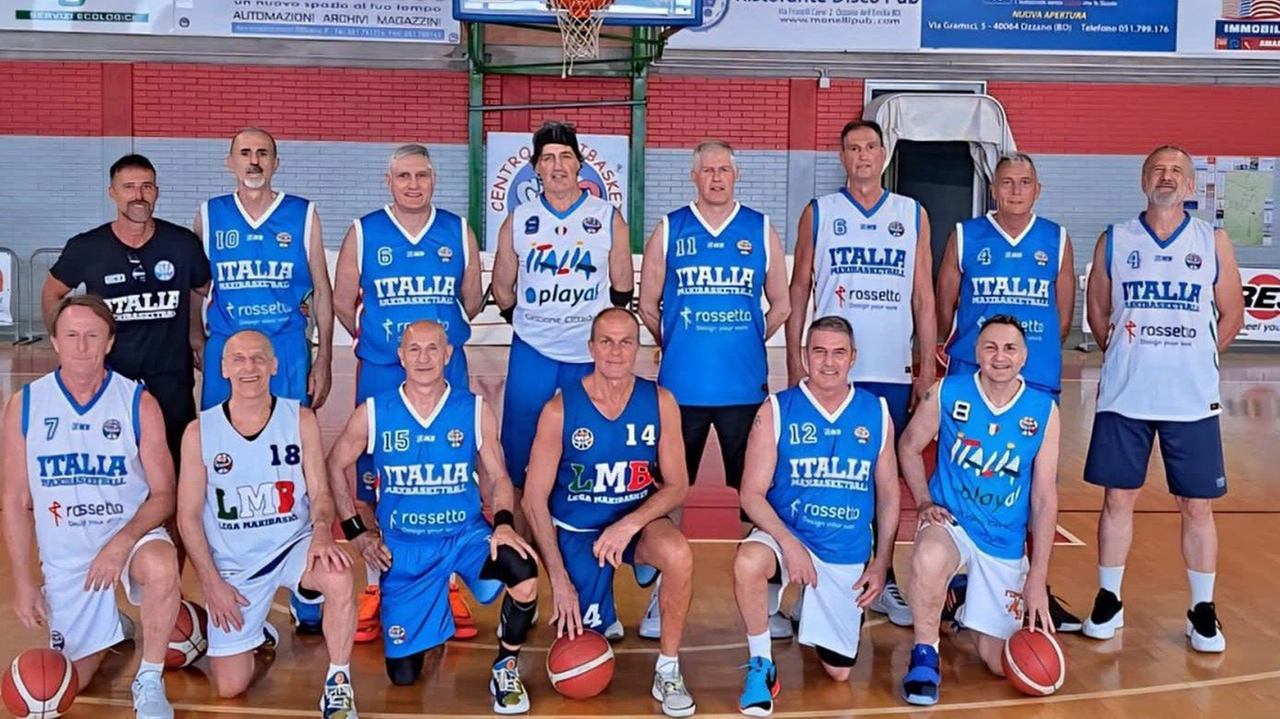 La formazione italiana con Luca Magni (il terzo in piedi. da sinistra) La formazione italiana con Luca Magni (il terzo in piedi. da sinistra)