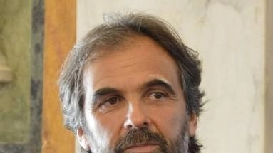 La poesia incontra l’arte in ’Erbario, bestiario, lapidario’, il nuovo libro di Maurizio Gregorini (nella foto), illustrato dall’artista Marco Nereo... La poesia incontra l’arte in ’Erbario, bestiario, lapidario’, il nuovo libro di Maurizio Gregorini (nella foto), illustrato dall’artista Marco Nereo...