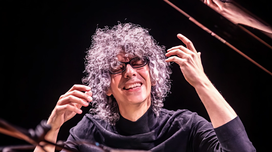 Domani sera l’artista calcherà il palco con il suo ultimo album per un faccia a faccia da tutto esaurito