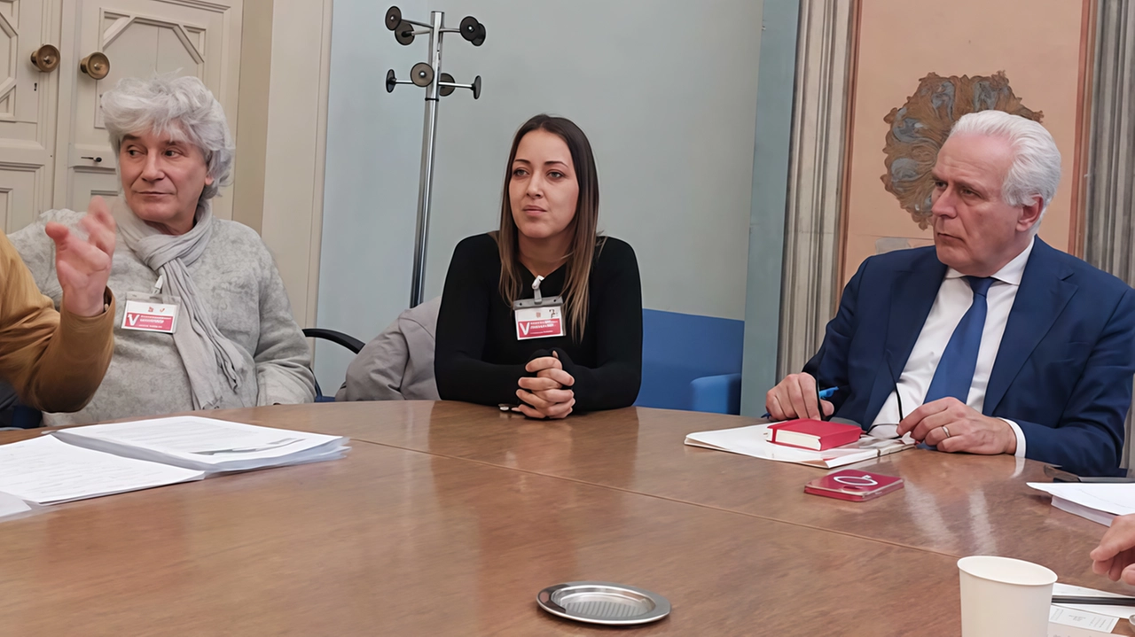 Primo confronto a Firenze, giovedì il governatore arriverà sull’Amiata per un appuntamento pubblico Primo confronto a Firenze, giovedì il governatore arriverà sull’Amiata per un appuntamento pubblico